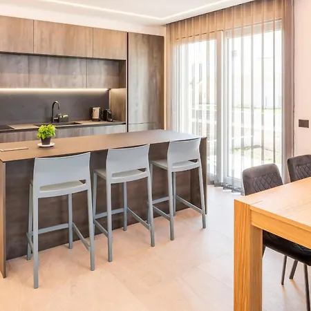 Maison Ronchi Apartment