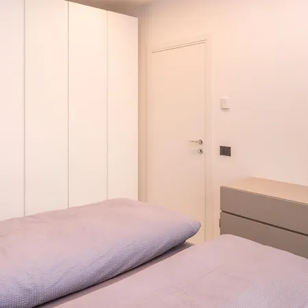 Maison Ronchi Apartment